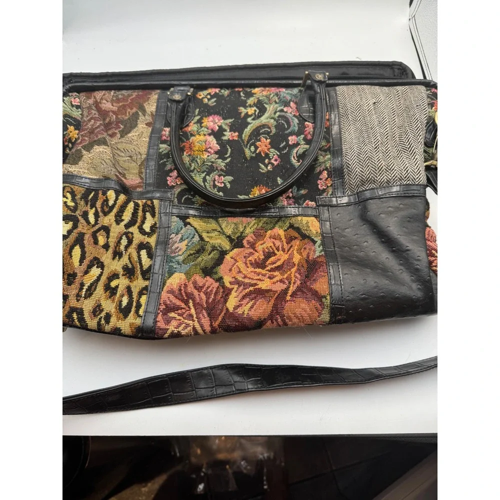 Bueno Mixed Media Satchel Bag Floral Tapestry Croc Embossed Black Large Tote